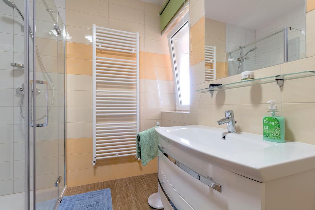 Apartment Delton Fažana Zewnętrze zdjęcie